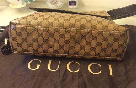 Buy and Sell Gucci .